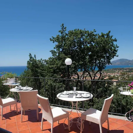 Residenza Lombardi Εξοχικό σπίτι *